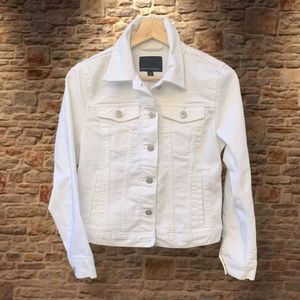 Banana Republic White Jean Jacket Size XS